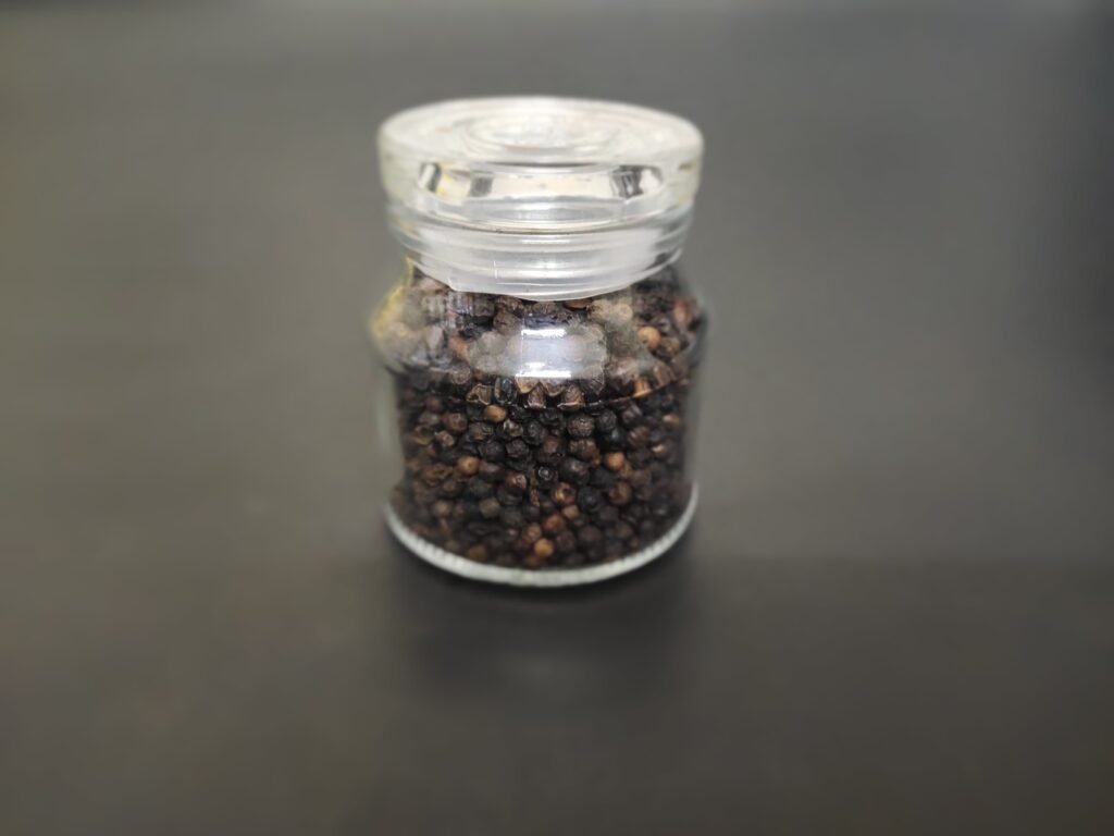 Blak pepper bottle